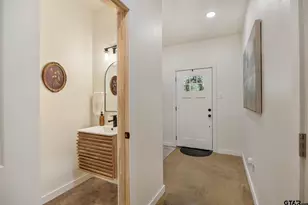 13366 Garden Lake Rd, Tyler, TX 75703 - Photo 5