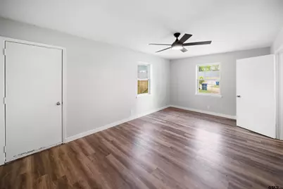 303 Shady Ln, Whitehouse, TX 75791 - Photo 11