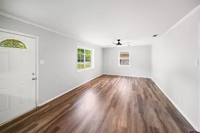 303 Shady Ln, Whitehouse, TX 75791 - Photo 3