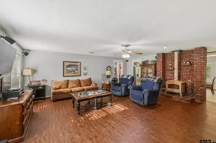 10203 Crestview Dr, Tyler, TX 75707 - Photo 5