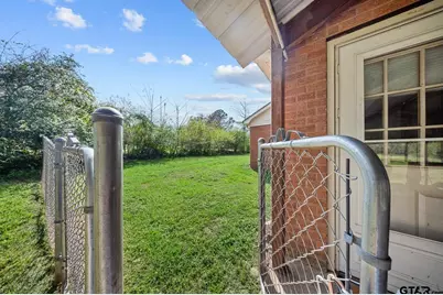 1018 E Fm 1798, Mt Enterprise, TX 75681 - Photo 3