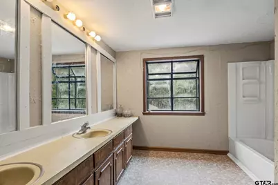 504 E 3rd, Mt Pleasant, TX 75455 - Photo 19
