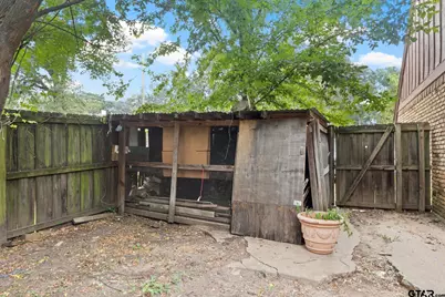 504 E 3rd, Mt Pleasant, TX 75455 - Photo 23