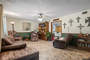 504 E 3rd, Mt Pleasant, TX 75455 - Photo 3