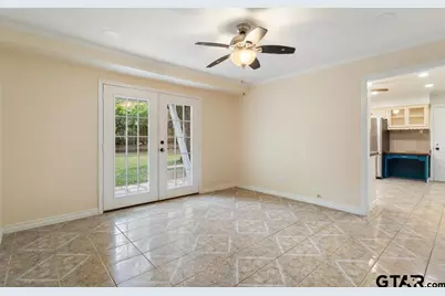 1114 W Camellia St, Tyler, TX 75701 - Photo 13