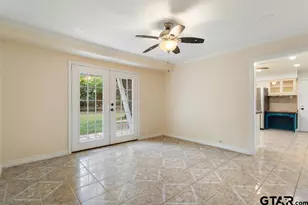 1114 W Camellia St, Tyler, TX 75701 - Photo 13