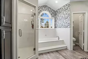 101 Glen Eagles Dr, Mt Pleasant, TX 75455 - Photo 17