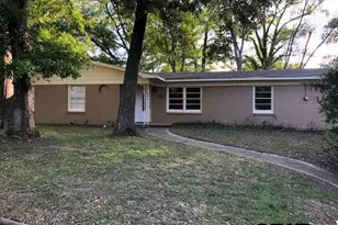 2725 Brentwood Dr, Tyler, TX 75701 - Photo 1