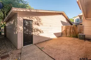 5811 Hollytree, Tyler, TX 75703 - Photo 35