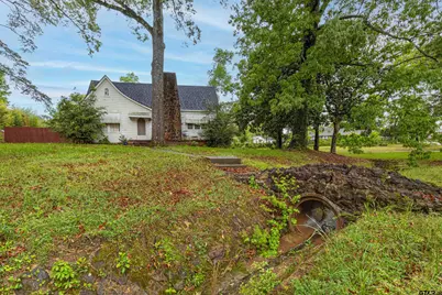 702 E North St, Kilgore, TX 75662 - Photo 25