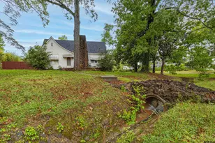 702 E North St, Kilgore, TX 75662 - Photo 25