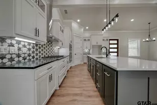 19383 Ridge Point Cir, Lindale, TX 75771 - Photo 13