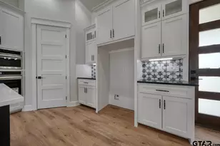 19383 Ridge Point Cir, Lindale, TX 75771 - Photo 11