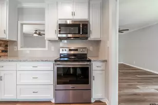 1025 Clyde Dr, Tyler, TX 75701 - Photo 13