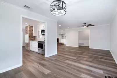 1025 Clyde Drive, Tyler, TX 75701 - Photo 9