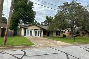 2720 Anita Ln, Tyler, TX 75701 - Photo 1