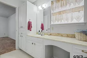 219 Evergreen Rd, Gilmer, TX 75645 - Photo 15