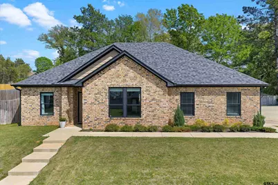 111 Kenswick St., Henderson, TX 75654 - Photo 1