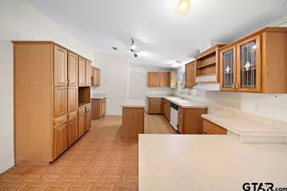 21133 Joe Paul, Chandler, TX 75758 - Photo 11