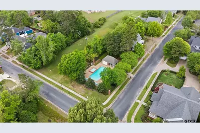 3933 Charleston Park, Tyler, TX 75701 - Photo 9