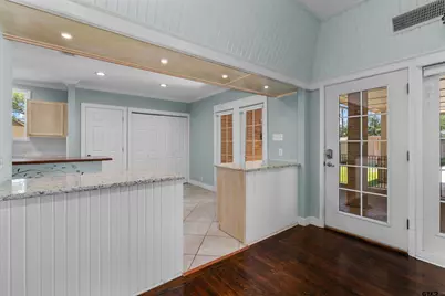 326 E. Main St, Henderson, TX 75652 - Photo 17