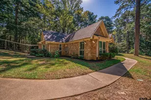 431 Gifford St, Rusk, TX 75785 - Photo 3