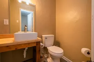 1810 W Main St, Henderson, TX 75652 - Photo 19