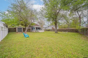 310 W Elm, Winnsboro, TX 75494 - Photo 9