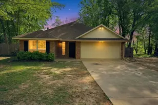 15421 Brittain Ct, Lindale, TX 75771 - Photo 1