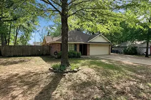 15421 Brittain Ct, Lindale, TX 75771 - Photo 3