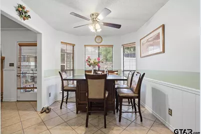 303 Linda Ln, Lindale, TX 75771 - Photo 9