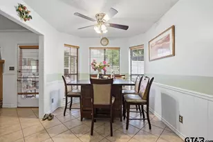 303 Linda Ln, Lindale, TX 75771 - Photo 9