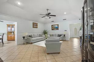 303 Linda Ln, Lindale, TX 75771 - Photo 7
