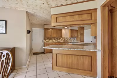 17137 C R 43, Tyler, TX 75704 - Photo 9