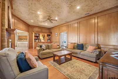 17137 C R 43, Tyler, TX 75704 - Photo 7