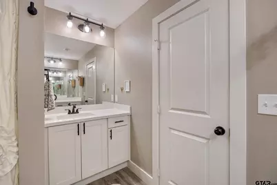 16030 Crossing Circle, Lindale, TX 75771 - Photo 15