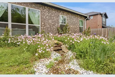 16030 Crossing Circle, Lindale, TX 75771 - Photo 27