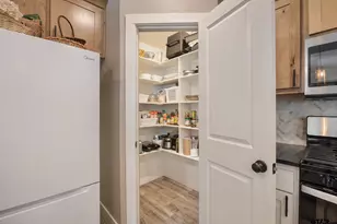 16030 Crossing Cir, Lindale, TX 75771 - Photo 9