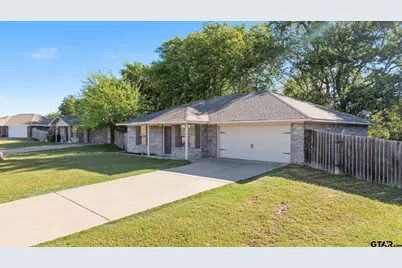 208 Shelley, Lindale, TX 75771 - Photo 3