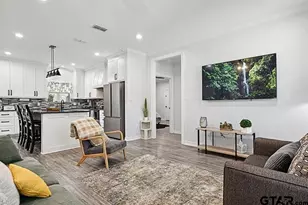 19379 Cedarpark Pl, Lindale, TX 75771 - Photo 7