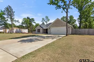 19379 Cedarpark Pl, Lindale, TX 75771 - Photo 3