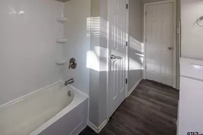 202 Hollywood St, Arp, TX 75750 - Photo 15