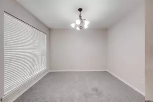 101 Settlers Ct, Palestine, TX 75801 - Photo 11