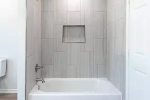 233 S Harrison St, Longview, TX 75601 - Photo 31