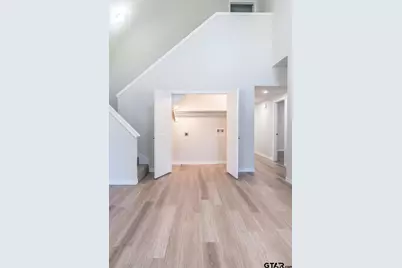 233 S Harrison St, Longview, TX 75601 - Photo 25