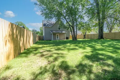 233 S Harrison St, Longview, TX 75601 - Photo 37