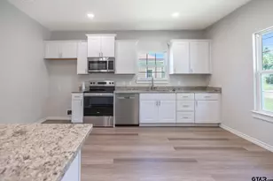 233 S Harrison St, Longview, TX 75601 - Photo 13