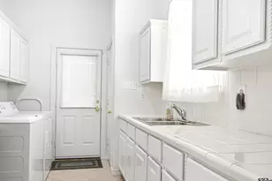 18737 Oakbrook Rd, Tyler, TX 75703 - Photo 15