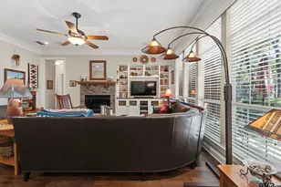 3407 Storey Lake Dr, Tyler, TX 75707 - Photo 5