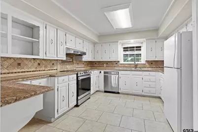 2090 Fort Drive, Longview, TX 75604 - Photo 13